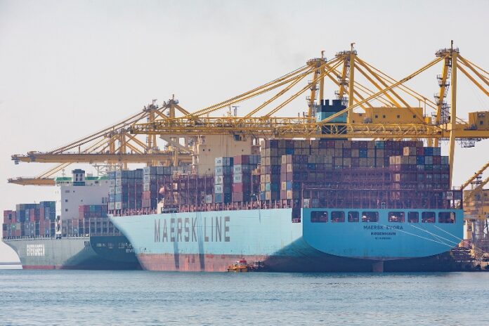 Trieste Molo VII - nave Maersk