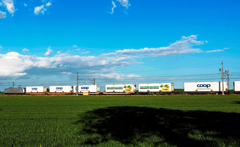 TX Logistik tests 838 m train for Coop in Sweden_© Kasper Dudzik