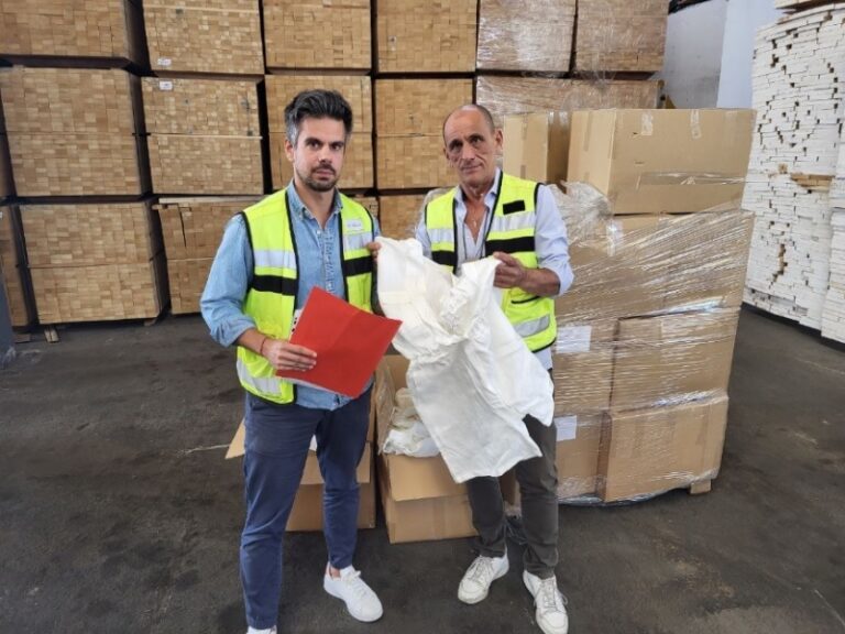 Livorno sequestro capi lino falso Made in Italy
