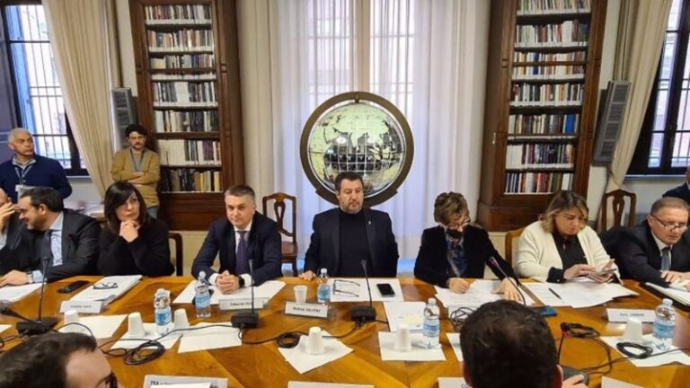 Salvini Mit Trasporti eccezionali tavolo
