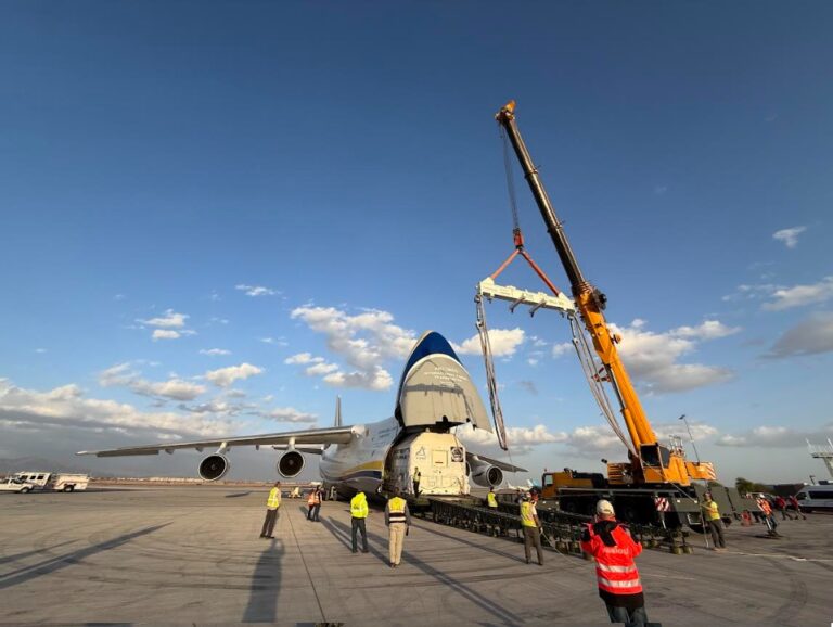 An-124 Thales Alenia 3