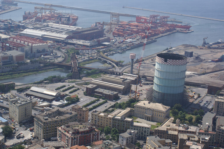 Gasometro Ilva Cornigliano