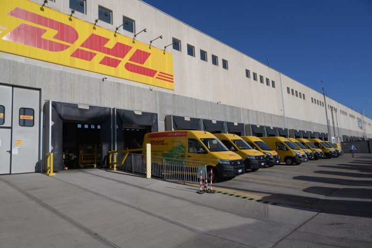 DHLExpress_Bari_Esterno-768×512
